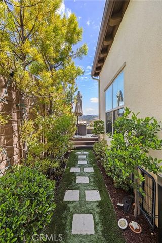 64 Puesto Road, Rancho Mission Viejo, CA 92694