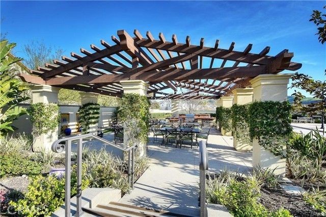 64 Puesto Road, Rancho Mission Viejo, CA 92694