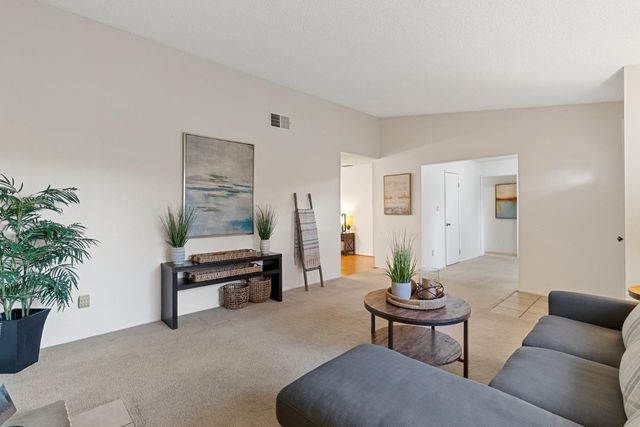 7104 Dawn View Ct, Citrus Heights, CA 95621