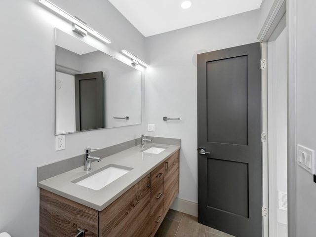 142 Willard 7, Quincy, MA 02169