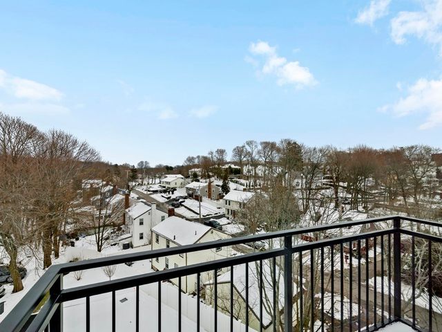 142 Willard 7, Quincy, MA 02169