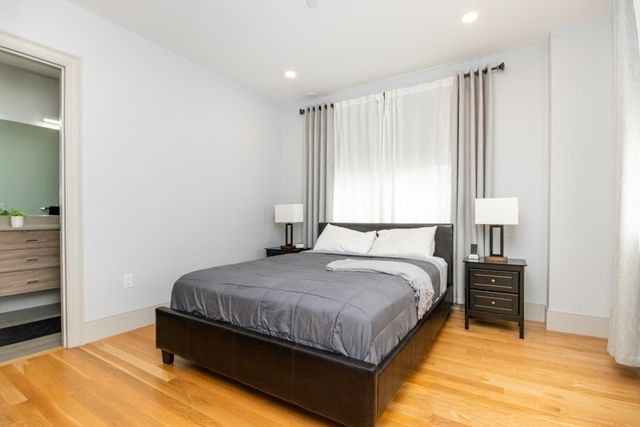 142 Willard 7, Quincy, MA 02169