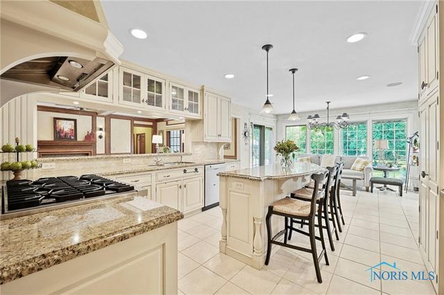 2720 Derby Road, Ottawa Hills, OH 43615