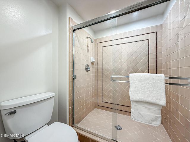 1971 Seabreeze Street, Thousand Oaks, CA 91320