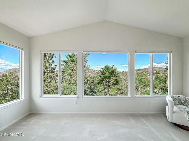 1971 Seabreeze Street, Thousand Oaks, CA 91320