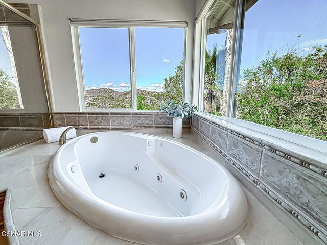 1971 Seabreeze Street, Thousand Oaks, CA 91320
