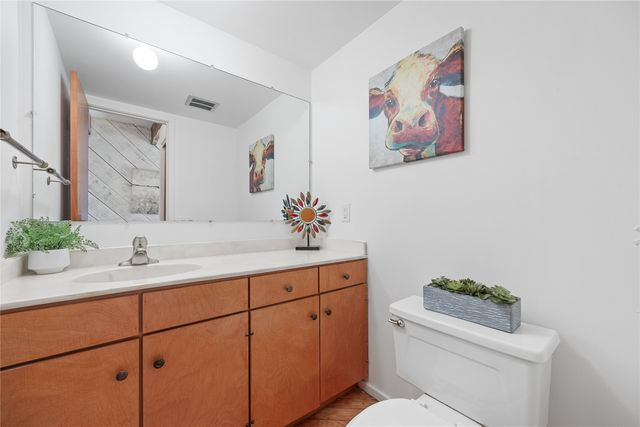 3201 Muscatine Avenue 3, Iowa City, IA 52240