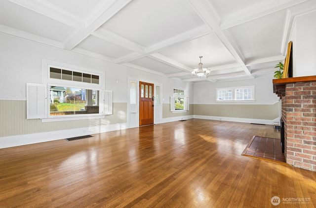 3231 Grand Avenue, Everett, WA 98201