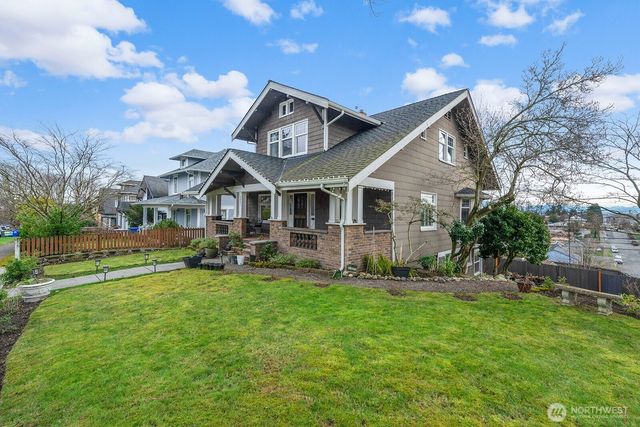 3231 Grand Avenue, Everett, WA 98201