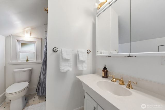 3231 Grand Avenue, Everett, WA 98201