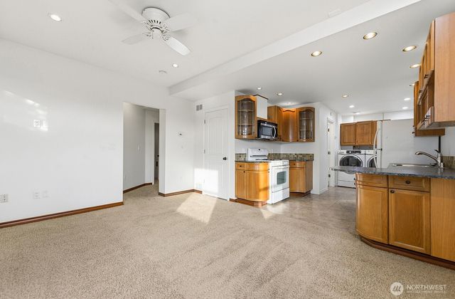 3231 Grand Avenue, Everett, WA 98201