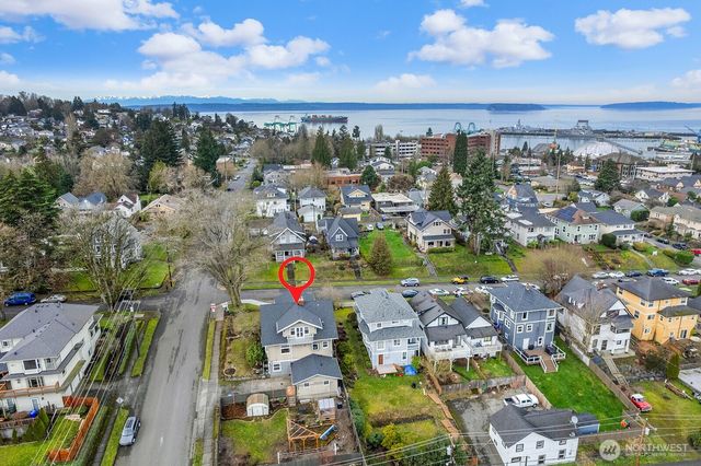 3231 Grand Avenue, Everett, WA 98201