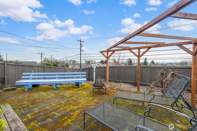 3231 Grand Avenue, Everett, WA 98201