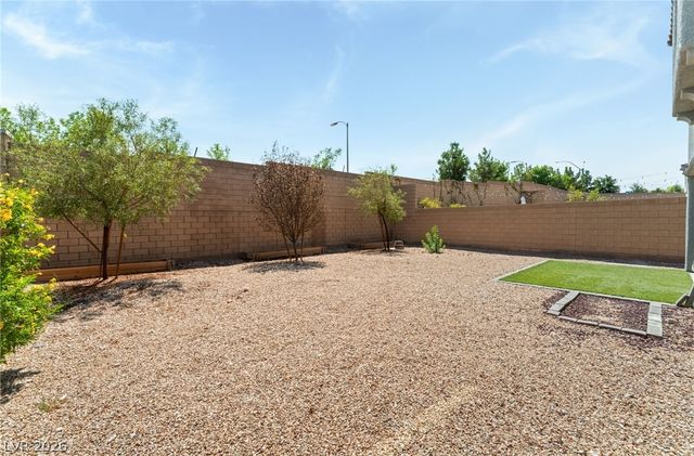 9993 Birch Knoll Avenue, Las Vegas, NV 89166