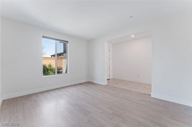 9993 Birch Knoll Avenue, Las Vegas, NV 89166