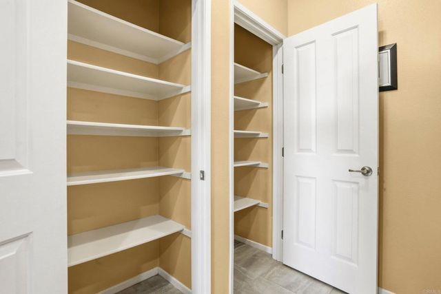 11130 Taloncrest Way 19, San Diego, CA 92126
