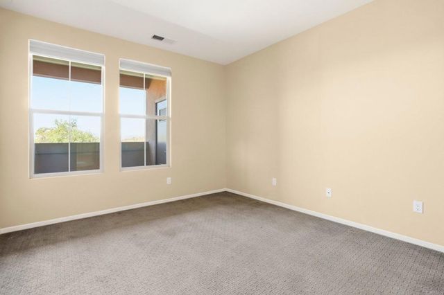 11130 Taloncrest Way 19, San Diego, CA 92126
