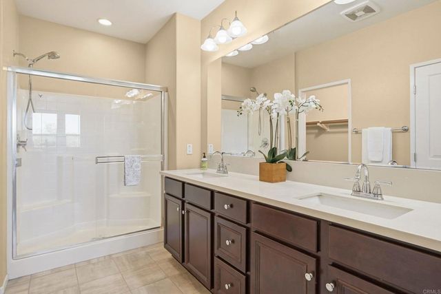 11130 Taloncrest Way 19, San Diego, CA 92126