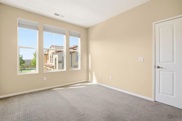 11130 Taloncrest Way 19, San Diego, CA 92126