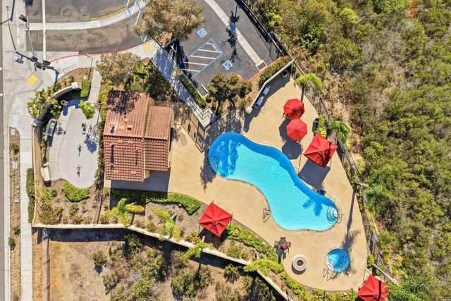 11130 Taloncrest Way 19, San Diego, CA 92126