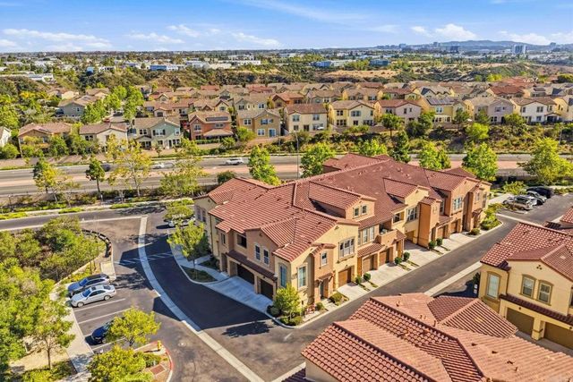 11130 Taloncrest Way 19, San Diego, CA 92126