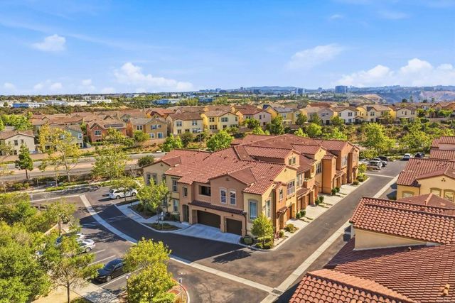 11130 Taloncrest Way 19, San Diego, CA 92126