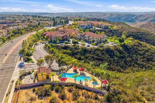 11130 Taloncrest Way 19, San Diego, CA 92126