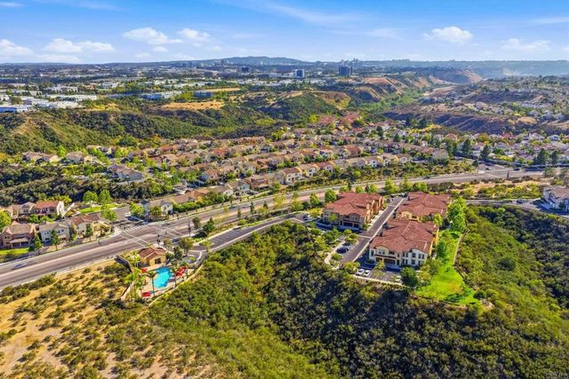 11130 Taloncrest Way 19, San Diego, CA 92126