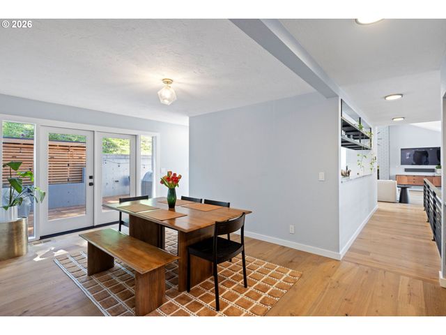 3018 ASHLEY Loop, Eugene, OR 97405