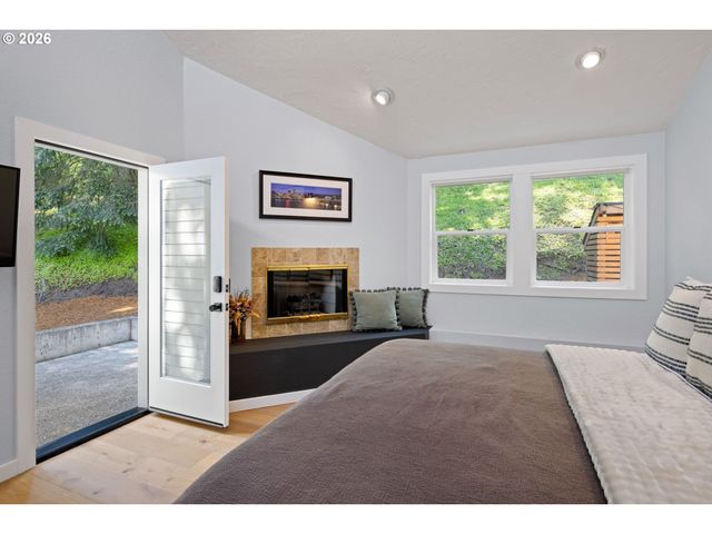 3018 ASHLEY Loop, Eugene, OR 97405