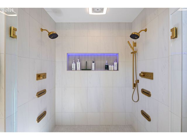 3018 ASHLEY Loop, Eugene, OR 97405