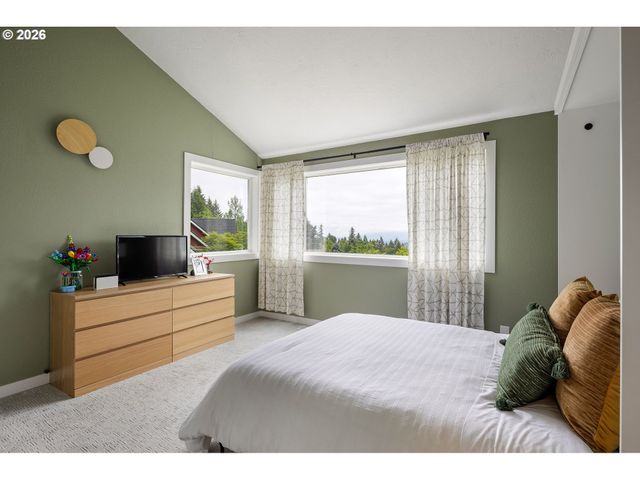 3018 ASHLEY Loop, Eugene, OR 97405