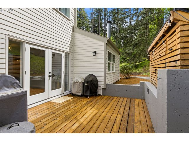 3018 ASHLEY Loop, Eugene, OR 97405