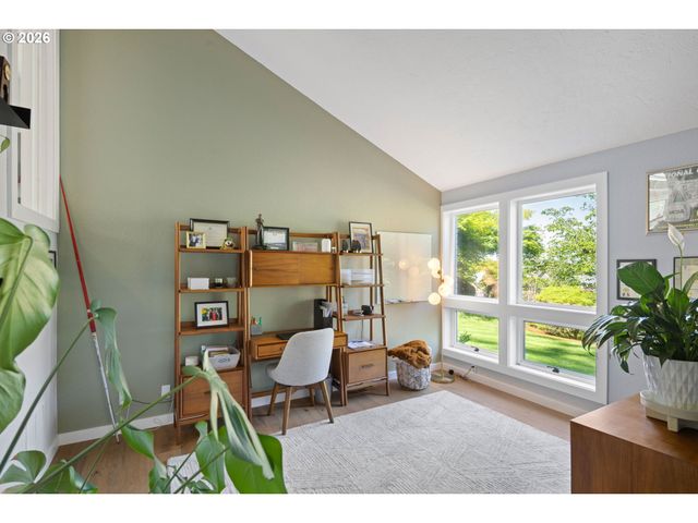 3018 ASHLEY Loop, Eugene, OR 97405