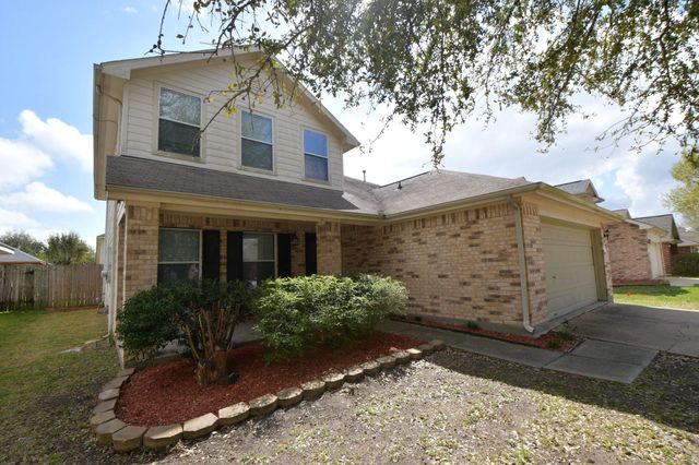 5418 Cinnamon Lake Drive, Baytown, TX 77521