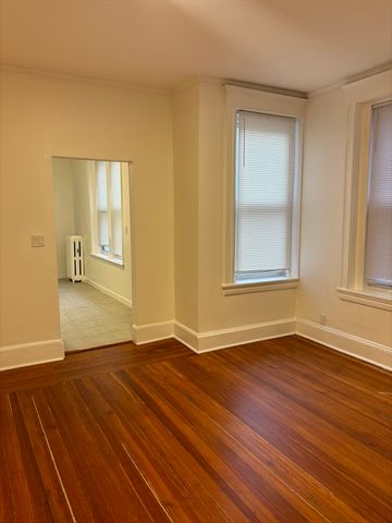 10 Parkway Road 2, Brookline, MA 02446
