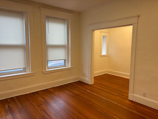 10 Parkway Road 2, Brookline, MA 02446