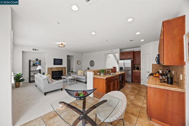 2404 Tamalpais Ave, Brentwood, CA 94513