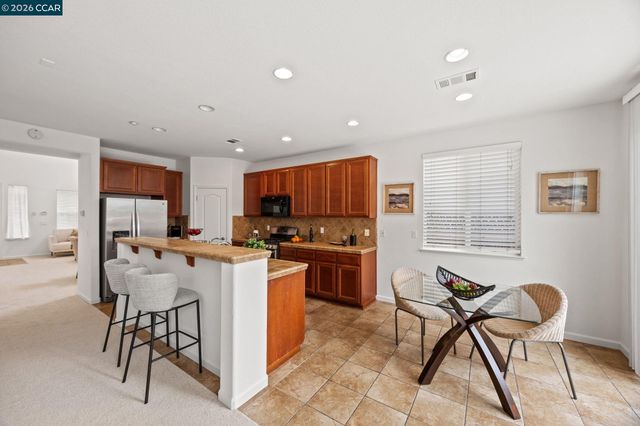 2404 Tamalpais Ave, Brentwood, CA 94513