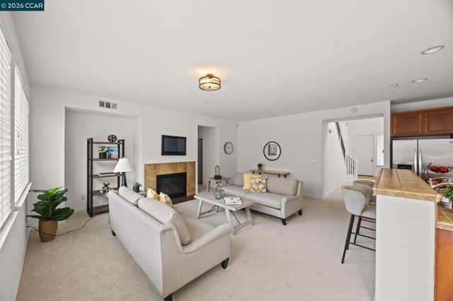 2404 Tamalpais Ave, Brentwood, CA 94513