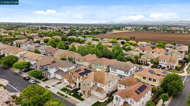 2404 Tamalpais Ave, Brentwood, CA 94513