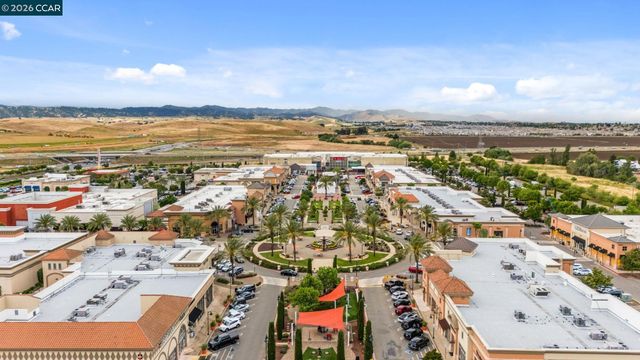 2404 Tamalpais Ave, Brentwood, CA 94513