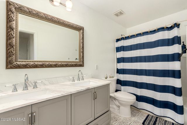 71 S Lookout Mountain Lane, Sahuarita, AZ 85629