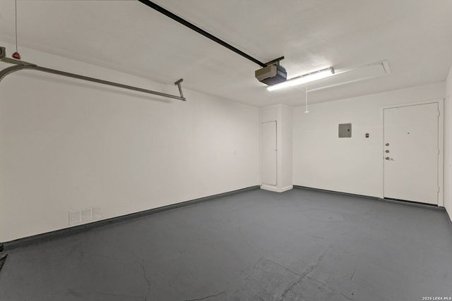 5567 DASHING CREEK, San Antonio, TX 78247