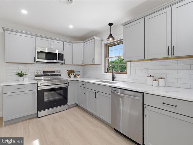 7523 SHARPSBURG PIKE, Boonsboro, MD 21713