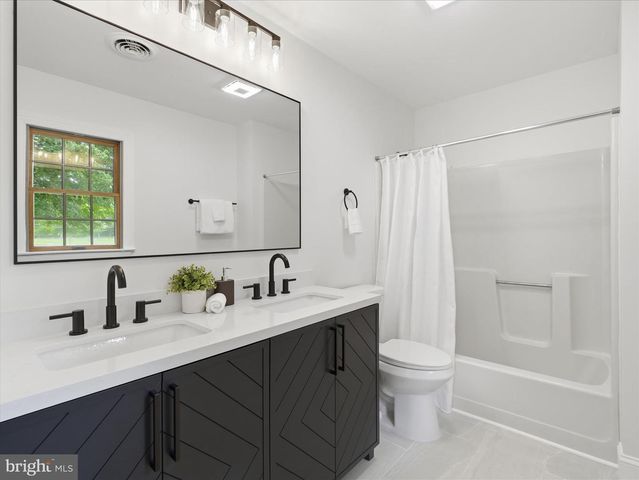 7523 SHARPSBURG PIKE, Boonsboro, MD 21713