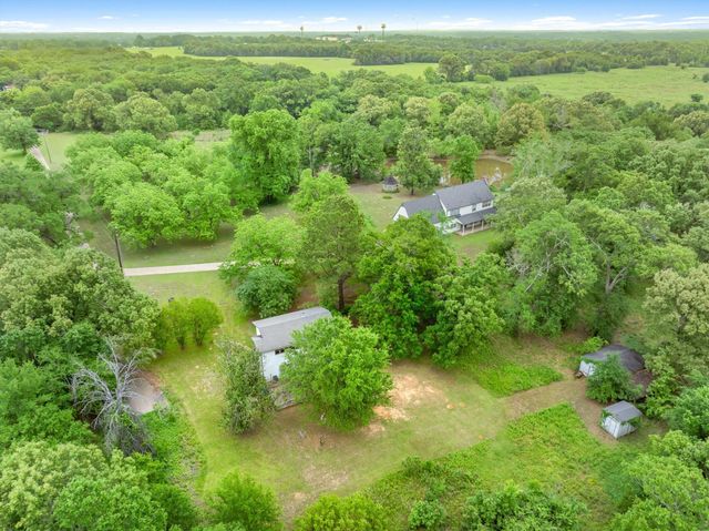 1434 Vz County Road 4519, Van, TX 75790