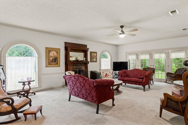 1434 Vz County Road 4519, Van, TX 75790