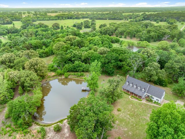 1434 Vz County Road 4519, Van, TX 75790