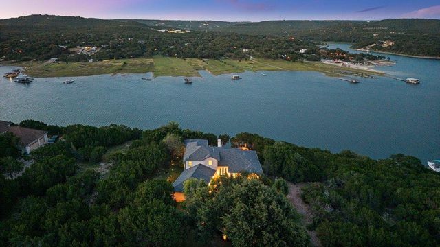 17312 Northlake Hills DR, Jonestown, TX 78645